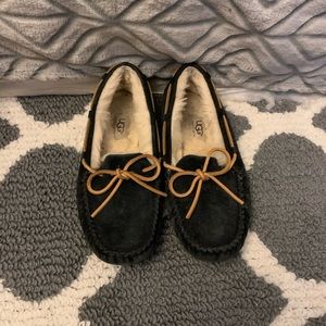 UGG Moccasin